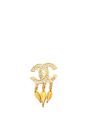 CHANEL Pre-Owned 1995 CC Gold Plated Filigree Pin Brooch costume brooch