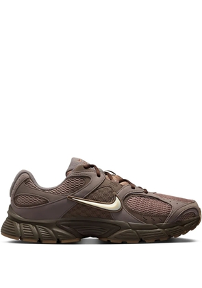 Nike V5 RNR low-top sneakers - Brown