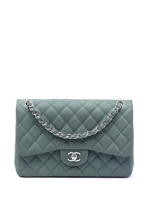 CHANEL Pre-Owned 2012-2013 Jumbo Classic Iridescent Caviar Double Flap shoulder bag - Blue