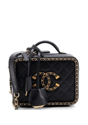 CHANEL Pre-Owned Filigree Vanity Case Quilted Goatskin with Chain Detail Small satchel - Black
