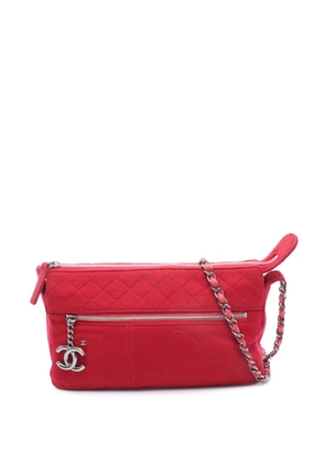 CHANEL Pre-Owned 2008-2009 Quilted Jersey Hawaii crossbody bag - Red