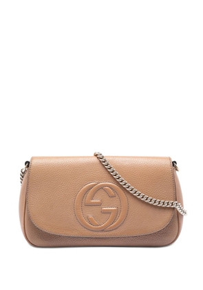 Gucci Pre-Owned 2016-2026 Medium Calfskin Soho Chain Flap crossbody bag - Brown