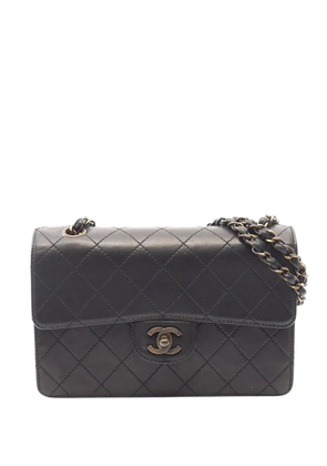 CHANEL Pre-Owned 1997-1999 Medium CC Quilted Lambskin Single Flap shoulder bag - Black
