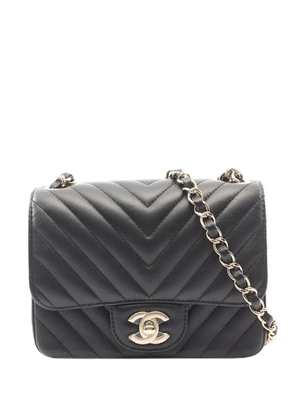 CHANEL Pre-Owned 2018 Mini Rectangular Classic Chevron Lambskin Single Flap crossbody bag - Black