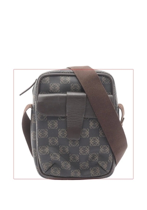 Loewe Pre-Owned 2010-2026 Coated Canvas Repeat Anagram crossbody bag - Brown