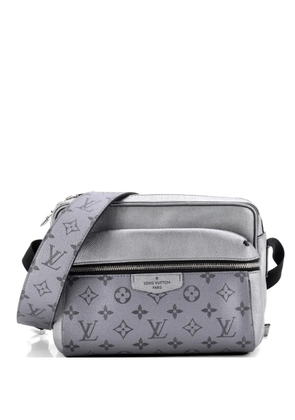 Louis Vuitton Pre-Owned Outdoor Messenger Bag Monogram Taigarama crossbody bag - Silver