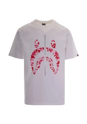 A BATHING APE® Shark camouflage-print T-shirt - White