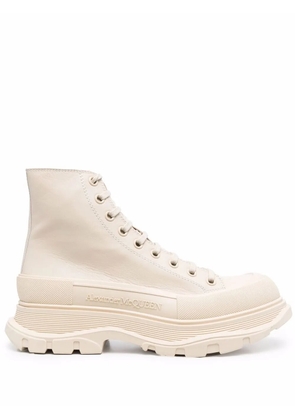 Alexander McQueen Tread Slick lace-up boots - Neutrals
