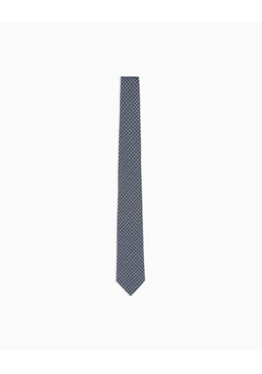 Pure silk tie with jacquard op-art motif