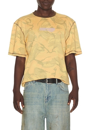 Martine Rose Classic T-Shirt in Orange Camo - Orange. Size XL/1X (also in M, L).