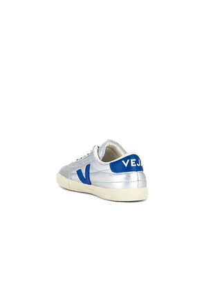 Veja Panenka Sneaker in Metallic Silver. Size 36. Also in 37, 38, 39, 40.