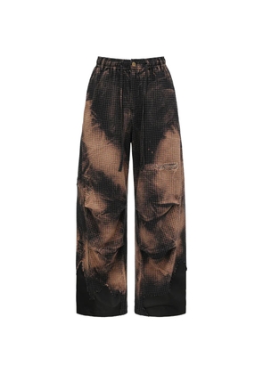 Feng Chen Wang distressed-effect checked-pattern trousers - Brown