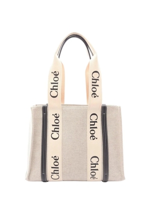 Chloé Pre-Owned medium Woody canvas tote bag - Neutrals