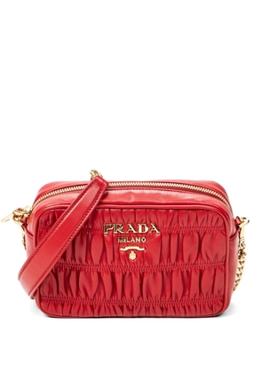 Prada Pre-Owned Camera crossbody bag - Red