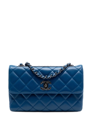 CHANEL Pre-Owned 2017-2018 Medium Quilted Lambskin Trendy CC Flap shoulder bag - Blue