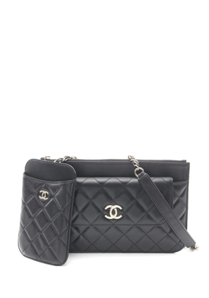 CHANEL Pre-Owned 2020-2021 Matelassé chain shoulder bag - Black