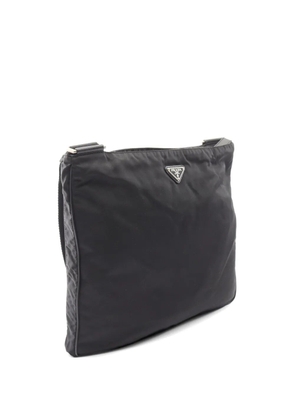 Prada Pre-Owned 2000s triangle logo shoulder bag - Black
