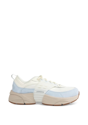Jordan Trunner O/S sneakers - White