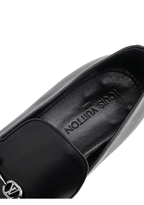 Louis Vuitton Pre-Owned LV logo loafers - Black