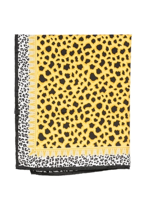 Versace Pre-Owned 2000s leopard-print scarf - Yellow
