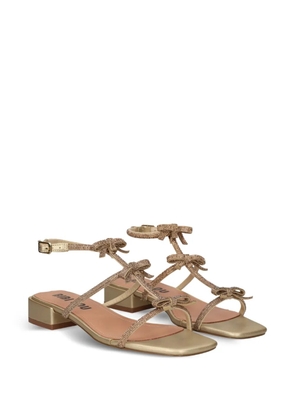 Bibi Lou Poline bow-detail sandals - Gold