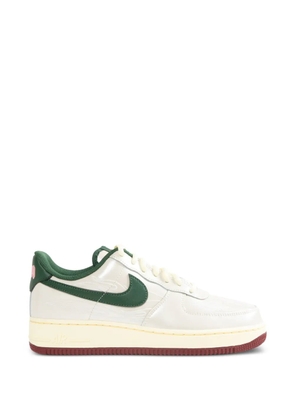 Nike Air Force 1 '07 LV8 flame-embroidered sneakers - White