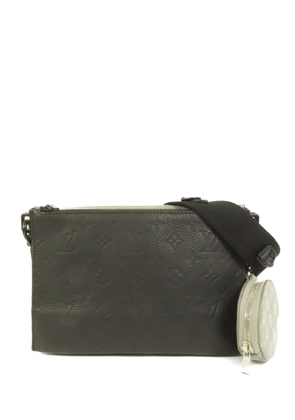 Louis Vuitton Pre-Owned 2022 Trio Pouch Damier messenger bag - Black