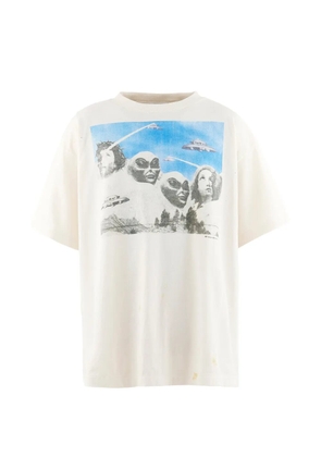 SAINT MXXXXXX x Sean Wotherspoon graphic-print distressed T-shirt - White