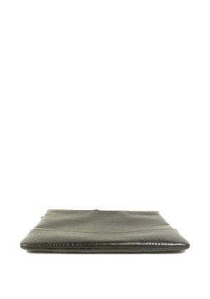 CHANEL Pre-Owned CC textured-leather clutch bag - Black