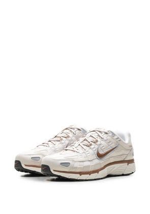 Nike P-6000 panelled sneakers - Neutrals
