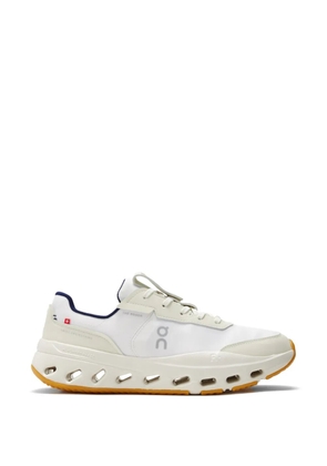 On The Roger Wildcard sneakers - White