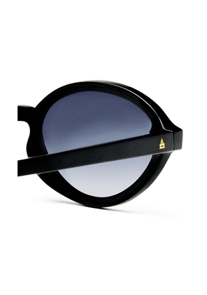 AIRE Pyxis Sunglasses in Black.