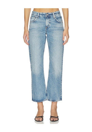 Citizens of Humanity Faye Vintage Straight Jeans in Blue. Size 24. Also in 25, 26, 27, 28, 29, 30, 31, 32, 33, 34.