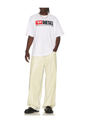 Diesel T-boxt-div T-shirt in White. Size M. Also in L, XL/1X, XXL/2X.