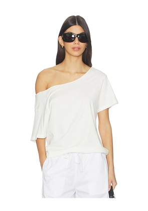 DAYDREAMER Solid Off The Shoulder Tee in White. Size XS. Also in S, M, L.