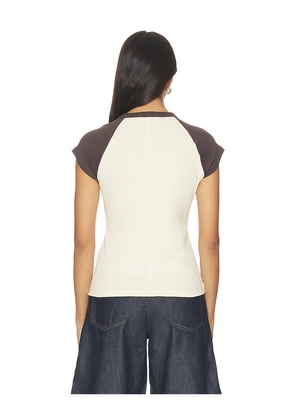 Madewell Raglan Compact Crewneck Tee Shirt in Cream,Brown. Size XS. Also in XXL.