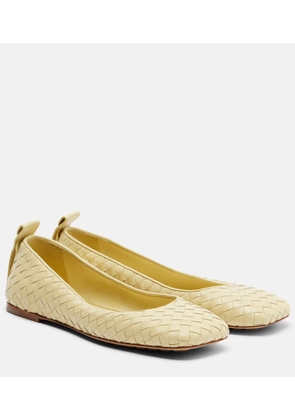 Bottega Veneta Charlotte Intrecciato leather ballet flats