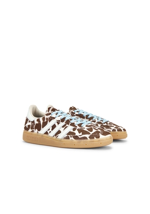 adidas Originals Handball Spezial Sneaker in Brown. Size 5. Also in 5.5, 6, 6.5, 7, 7.5, 8, 8.5, 9, 9.5, 10.