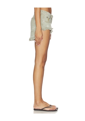 One Teaspoon Bonitas Low Waist Messed Up Denim Shorts in Olive. Size 23. Also in 24, 25, 26, 27, 28, 29.