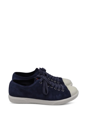 Prada Pre-Owned cap-toe low-top sneakers - Blue