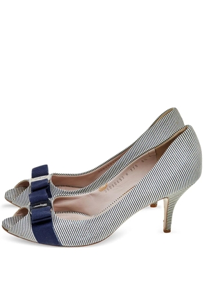 Ferragamo Pre-Owned 2023 75mm Vara pumps - Blue