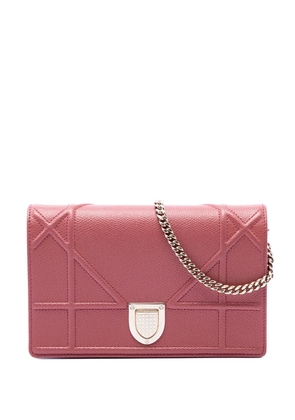 Christian Dior Pre-Owned 2019 Grained Calfskin Diorama Wallet on Chain crossbody bag - Red