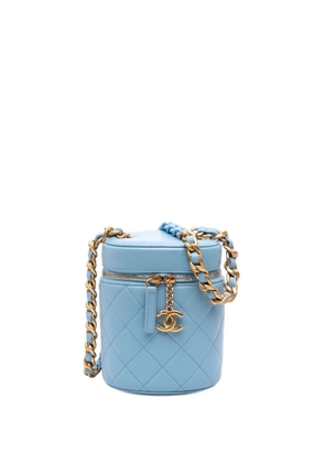 CHANEL Pre-Owned 2021-2025 Mini CC Quilted Lambskin Vertical Case vanity bag - Blue