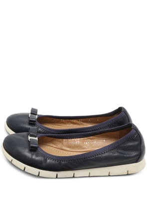 Ferragamo Pre-Owned bow-detail leather flats - Blue