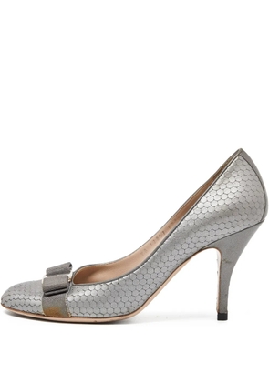 Ferragamo Pre-Owned 100mm Vara pumps - Grey