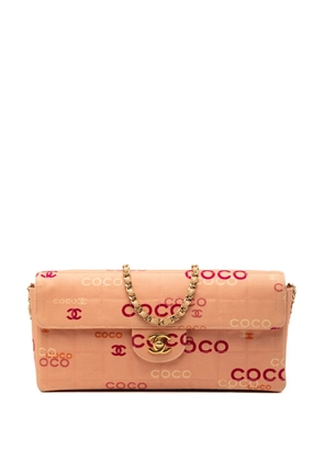CHANEL Pre-Owned 2000-2002 CC Chocolate Bar Canvas Logo East West Flap shoulder bag - Pink