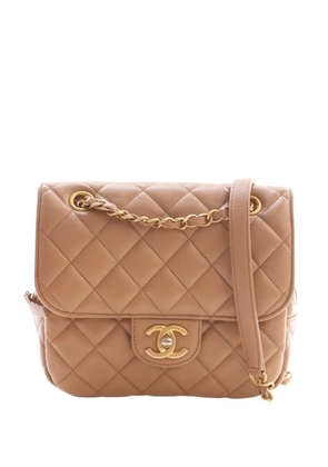 CHANEL Pre-Owned 2021-2026 CC Quilted Caviar crossbody bag - Brown