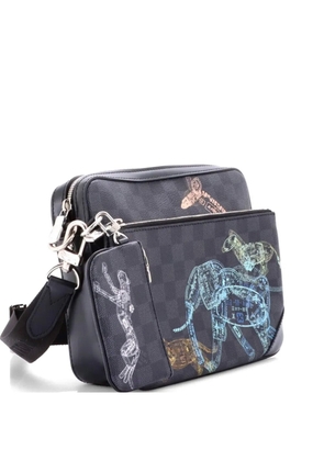 Louis Vuitton Pre-Owned Trio Messenger Bag Limited Edition Wild Animals Damier Graphite crossbody bag - Black