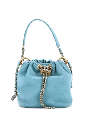 CHANEL Pre-Owned Woven Chain CC Drawstring Stitched Lambskin Small bucket bag - Blue