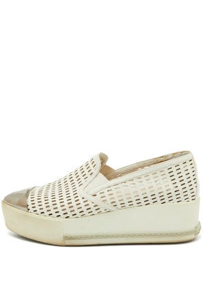 Miu Miu Pre-Owned perforated-detail slip-on sneakers - White